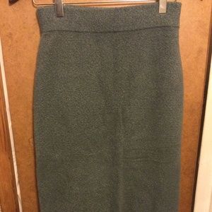 Like new Express Sage knit pull skirt with elastic waist size M
